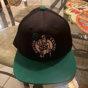 Men’s Mitchell & Ness Celtics Hat